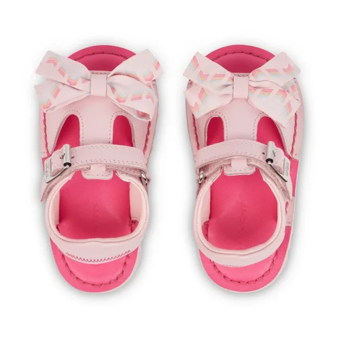 Kick Sandal i läder för små flickor, rosa Kick Sandal i läder för små flickor, rosa