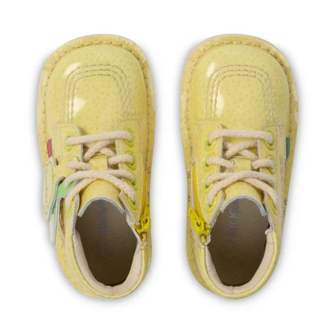 Kickers Kick Hi Fruit i lackläder, gul, unisex för spädbarn Kickers Kick Hi Fruit i lackläder, gul, unisex för spädbarn