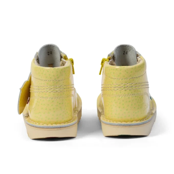 Kickers Kick Hi Fruit i lackläder, gul, unisex för spädbarn Kickers Kick Hi Fruit i lackläder, gul, unisex för spädbarn